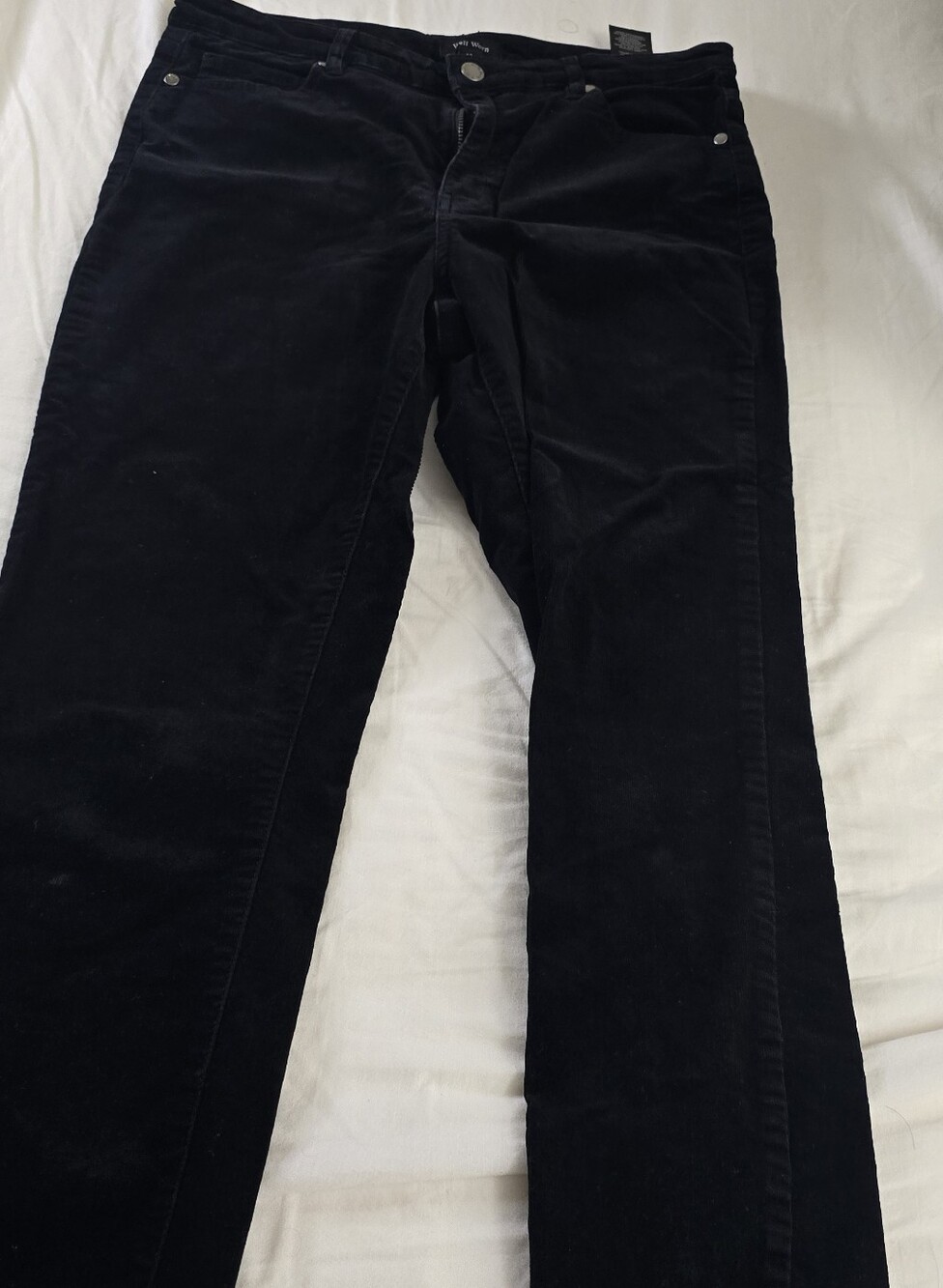 Well Worn Men's Black Straight Corduroy Jeans